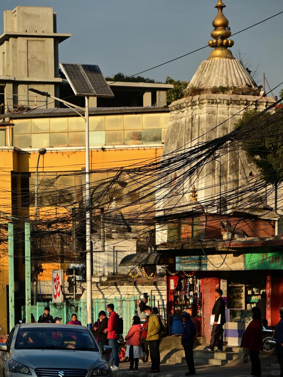 Planning to Travel Directly from Nepal to Tibet? Here’s How to Get from Kathmandu to the Gyirong border