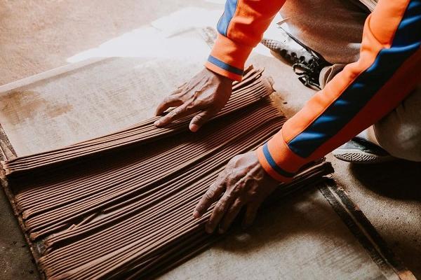 Tibetan Incense Making Process