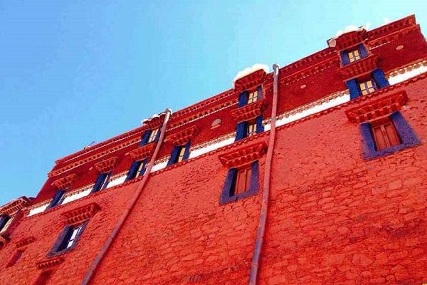 Red wall in Tibetan Palace